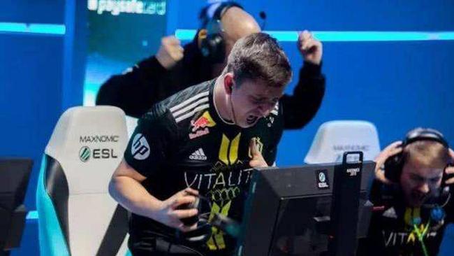 着马德里乃 着马德里乃