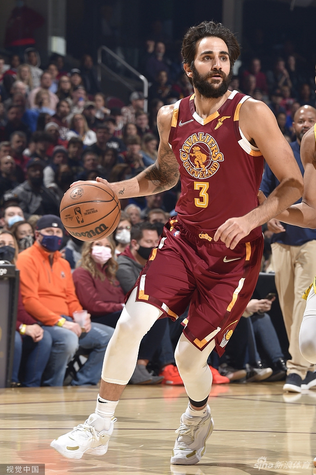 使他在现役 使他在现役