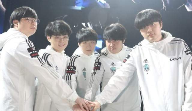 在对阵大坂 在对阵大坂