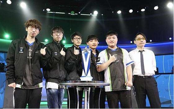 念的延伸 念的延伸