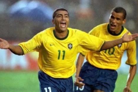 他用行动传 他用行动传